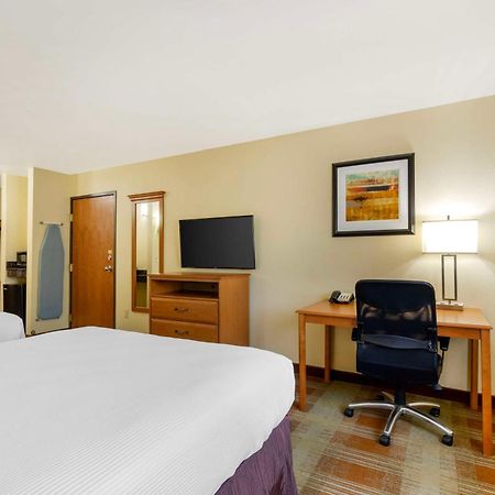 Best Western Kiva Inn Fort Collins Exteriör bild